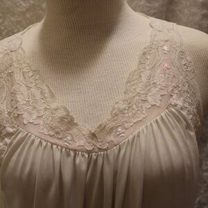 Shadow Line pale pink vintage gown in size medium